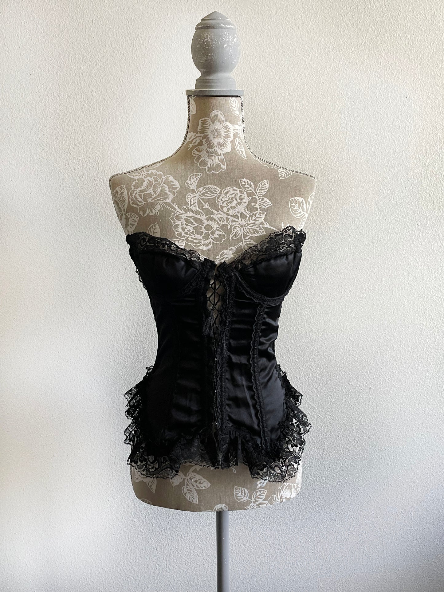 Coquette black lace corset