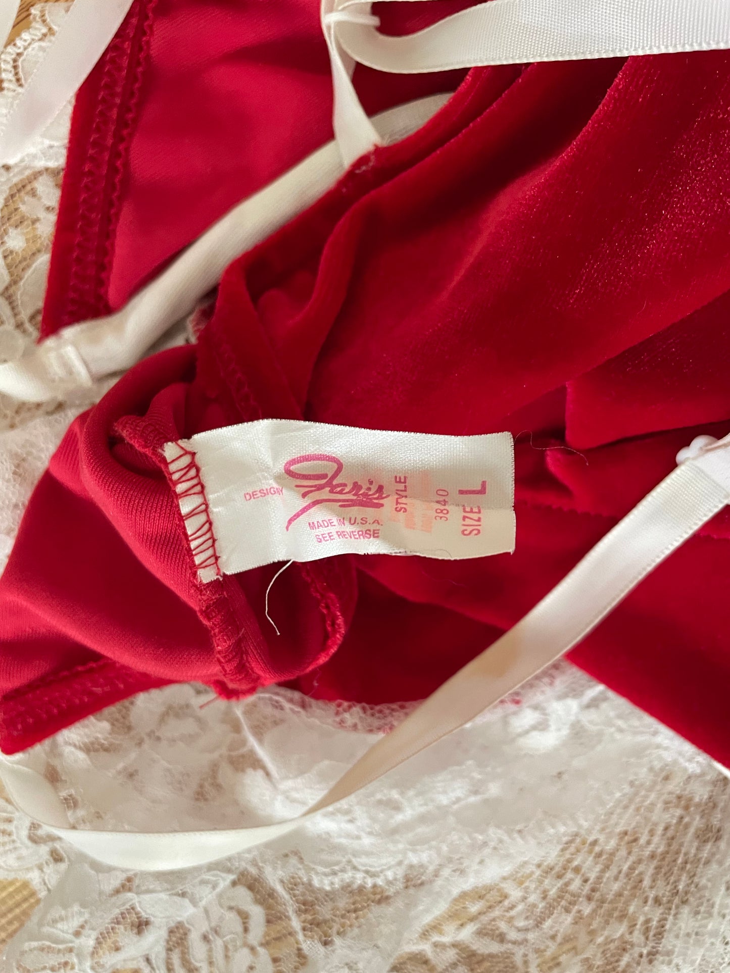 1990s red & white velvet lace corset